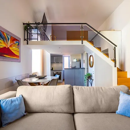 Lite Life Panoramic Flat By Napoliapartments * Napels