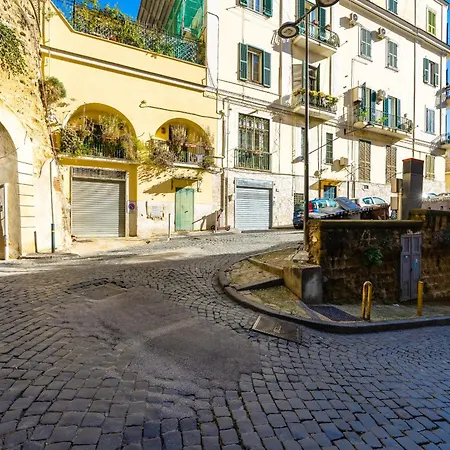 Lite Life Panoramic Flat By Napoliapartments Appartement Napels