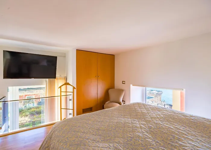 Lite Life Panoramic Flat By Napoliapartments