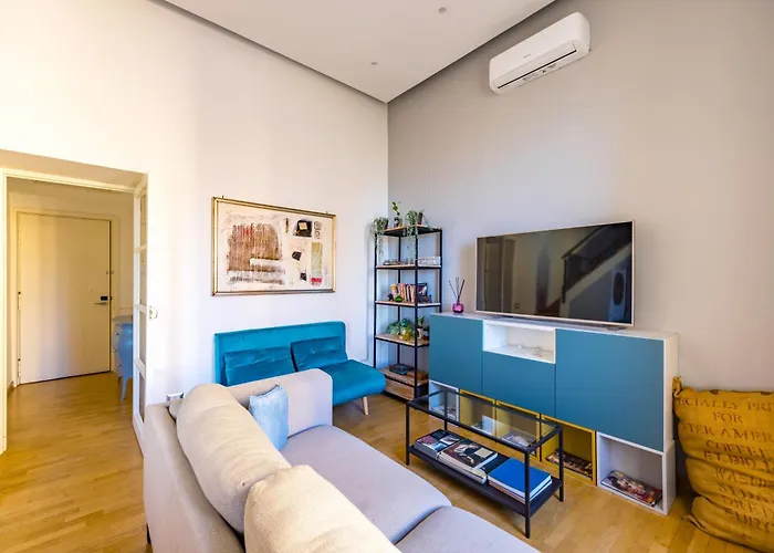 Lite Life Panoramic Flat By Napoliapartments *