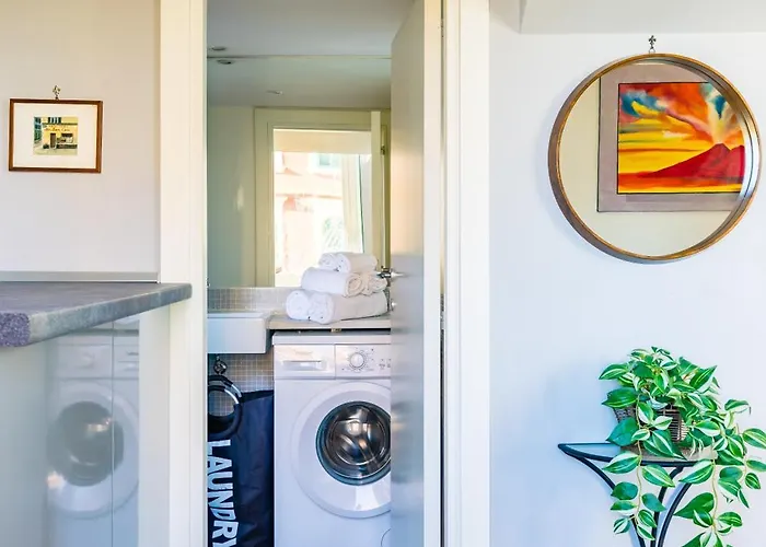 Lite Life Panoramic Flat By Napoliapartments נאפולי