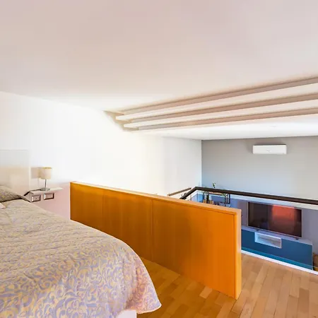 Lite Life Panoramic Flat By Napoliapartments Apartmán *
