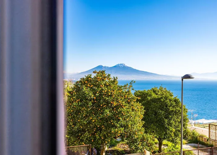 Lite Life Panoramic Flat By Napoliapartments *